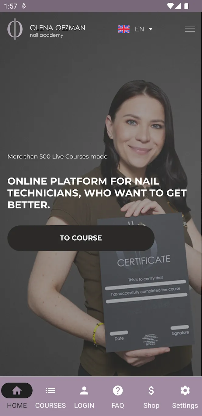 Bild på Nail Academy mobilapp som skapats genom att omvandla ägarens webbplats till en app